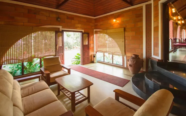 Misty Woods Resort