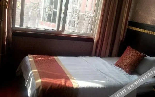 Yinghong Hotel