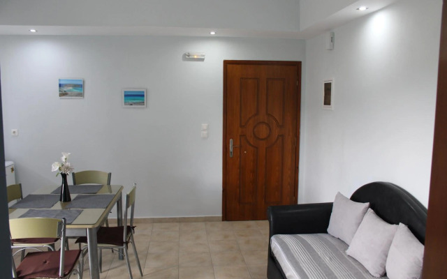 Village Drapanias Apartments