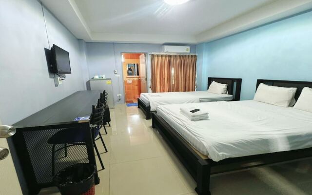 OYO 75506 Ratchapruek Apartment Suphanburi