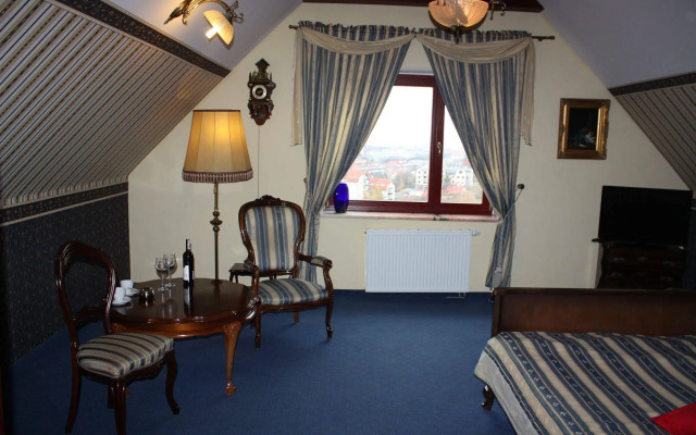 Royal Residence