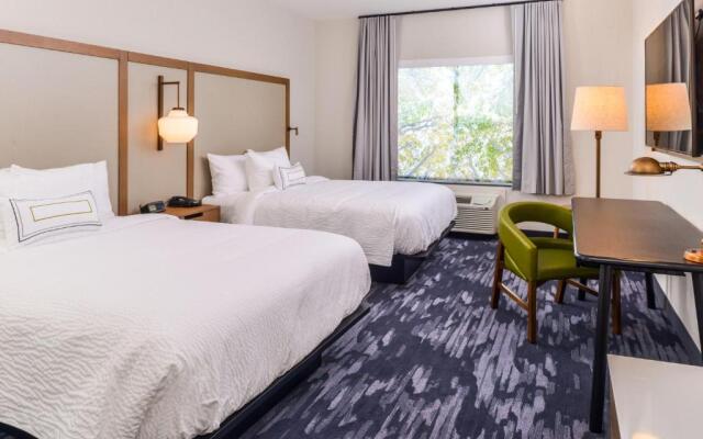 Fairfield Inn & Suites by Marriott Fort Worth Southwest at Cityview