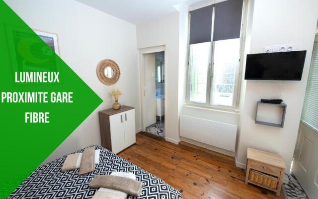 Lumineux appartement, 3min de la gare, équipé fibre, bonsejour19