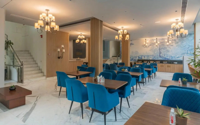 Ahuja Residency Sage