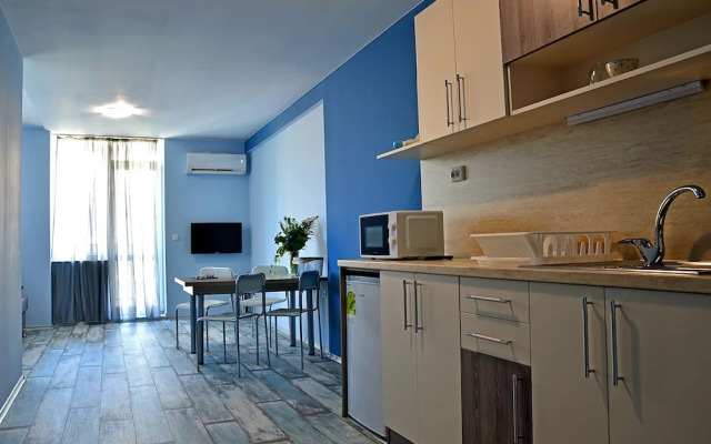 Visito Apart House