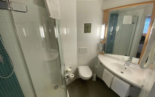 ibis Geneve Centre Nations