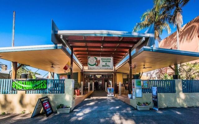 Diggers Tavern Hotel