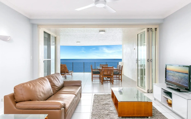 Bellevue At Trinity Beach