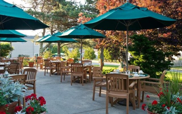 Wellfleet Motel and Lodge