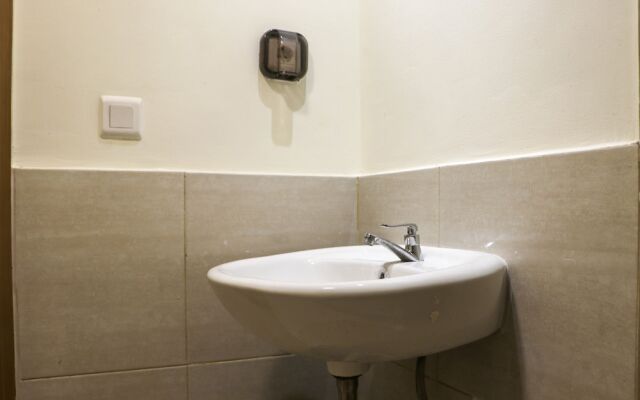 Comfy And Simply 2Br At Meikarta Apartment