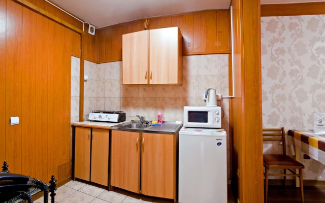 Lessor Apartments