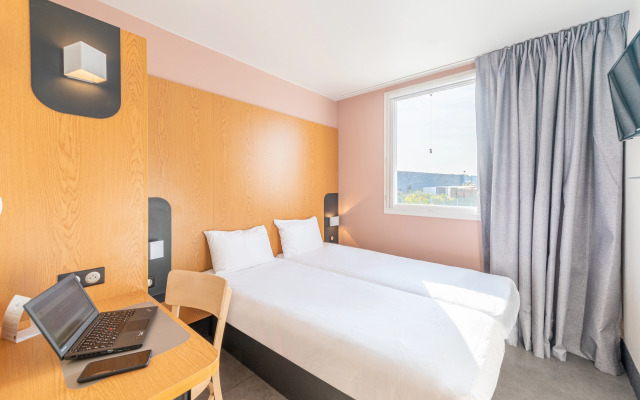 B&B HOTEL Lieusaint Carré Sénart