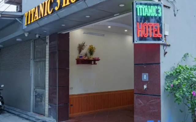 Titanic 3 Hotel