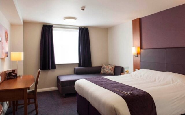 Premier Inn Dudley Town Centre