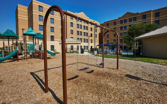 Holiday Inn Express Powless House
