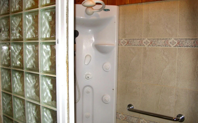 Ohn-Bar Guesthouse