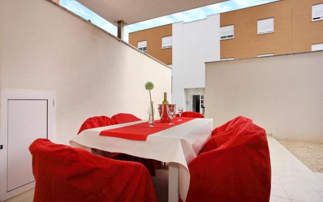 Apartment Village Nin