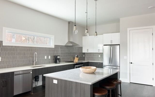 Sonder — Wedgewood Suites