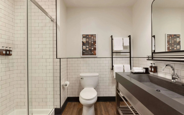 Origin Westminster a Wyndham Hotel