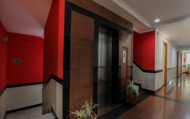 OYO 15959 The City Park