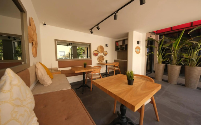 Mielo Lara Hotel