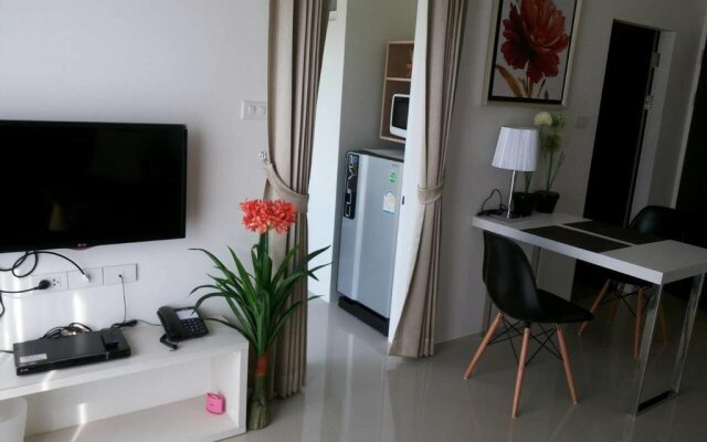 Plern Pailin Service Apartment