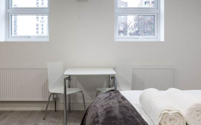 Brand new Studio in Camberwell 1B