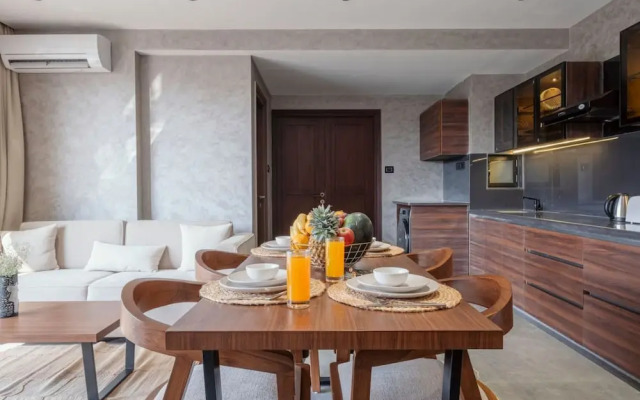 Modern 1BR With Pool 5min Drive to Candolim Beach