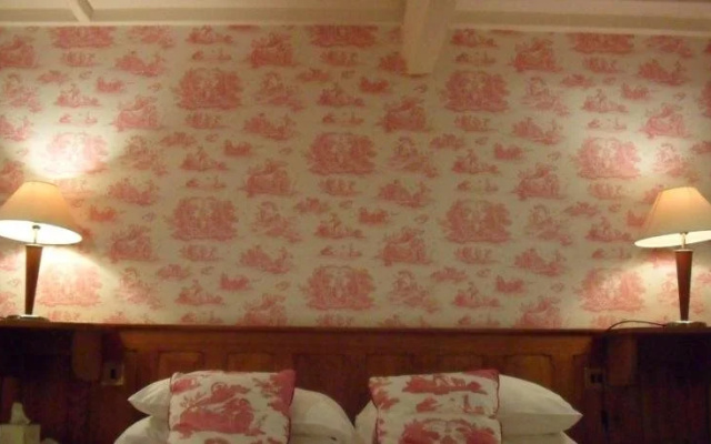 The Thatched Cottage Inn