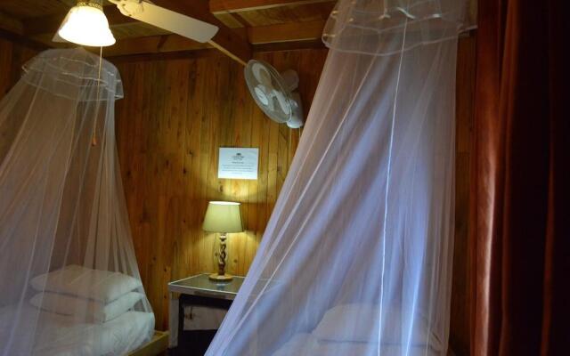 Lion Tree Bush Lodge