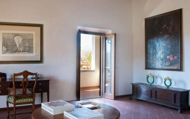 Beautiful Holiday Home in Reggello With Swimming Pool