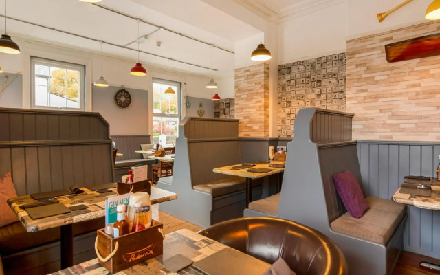 The Padarn Hotel