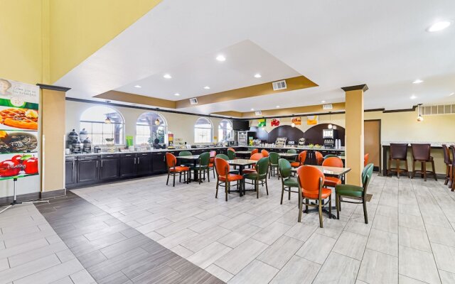 Comfort Inn & Suites