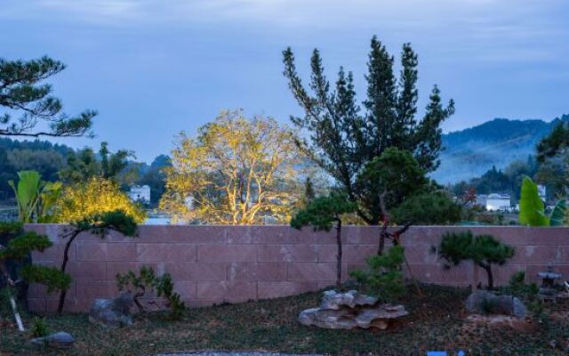 Youtangu Holiday Hotel (Huangshan Huizhou)