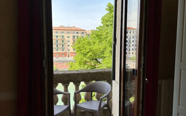 Lady Verona Residence