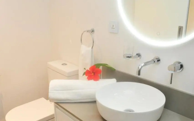OBiches Luxury Beachfront Apartment Trou-aux-Biches