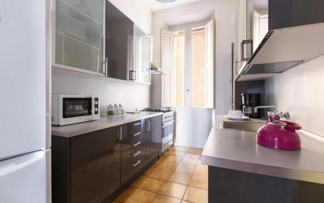 3-Bedroom Holiday Apartment Spanish Steps