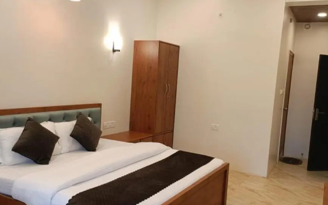 Shree Sai Paying Guest House