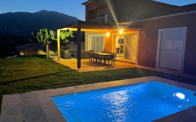 Villa Davia piscine chauffée à Ajaccio