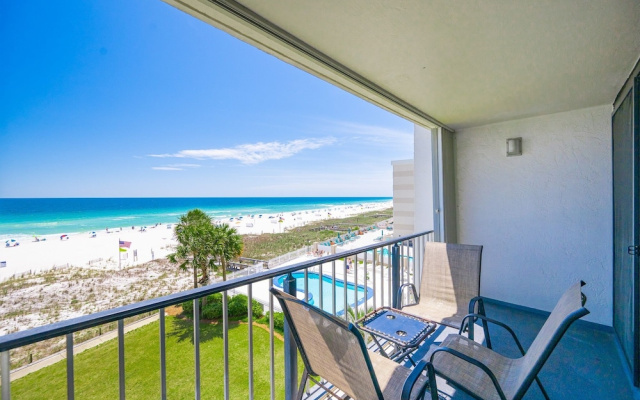 Breakers 43 2 Bedroom Condo