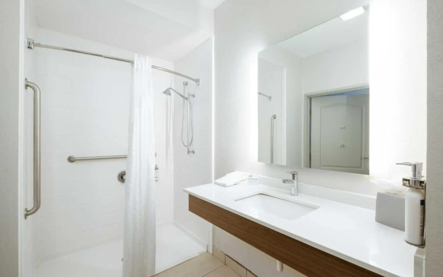 Holiday Inn Express Carlsbad by IHG