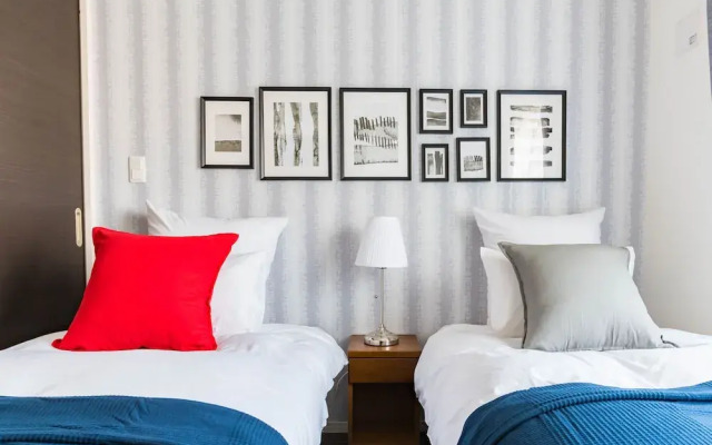 L-style Hanazonocho Apartment B