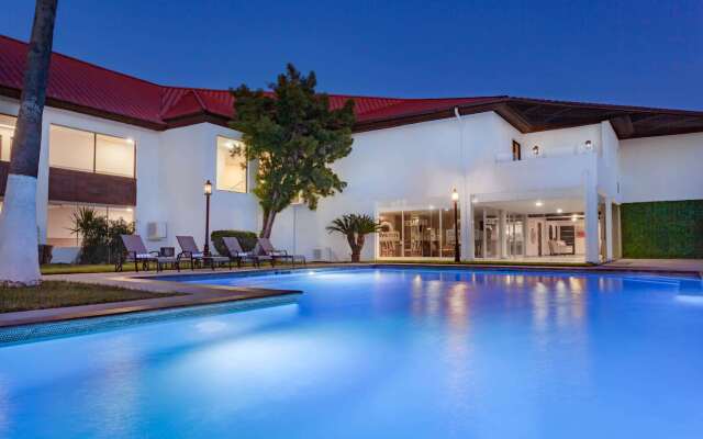 Days Inn by Wyndham Piedras Negras