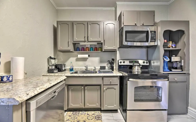 Niagara Falls Townhome: Near Wineries!