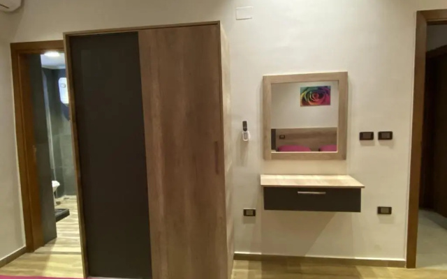 شاليه ارضى بجنيه مارينا ٥ تشطيب و فرش فندقي
