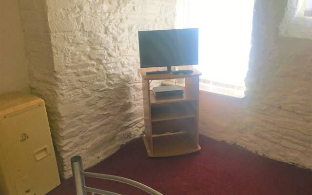 Budget Rooms Crosskeys