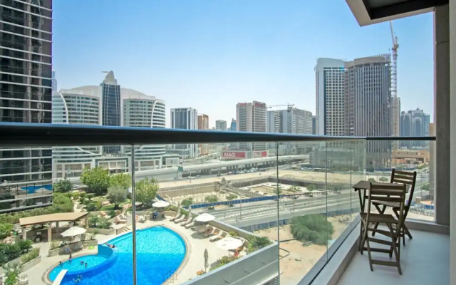 Cosy 2BR Burj Khalifa Gym/pool by Belvilla