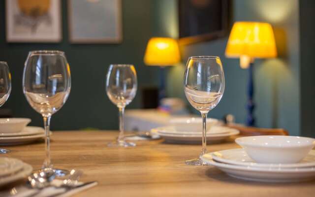 Royal 2bed Apartment City Center