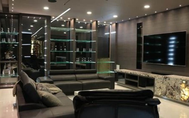 Hotel Paris Luxury Suites