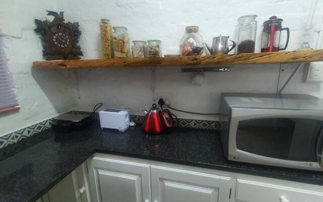 The Olive Thrush Spacious and Comfy 1 bedroom flat